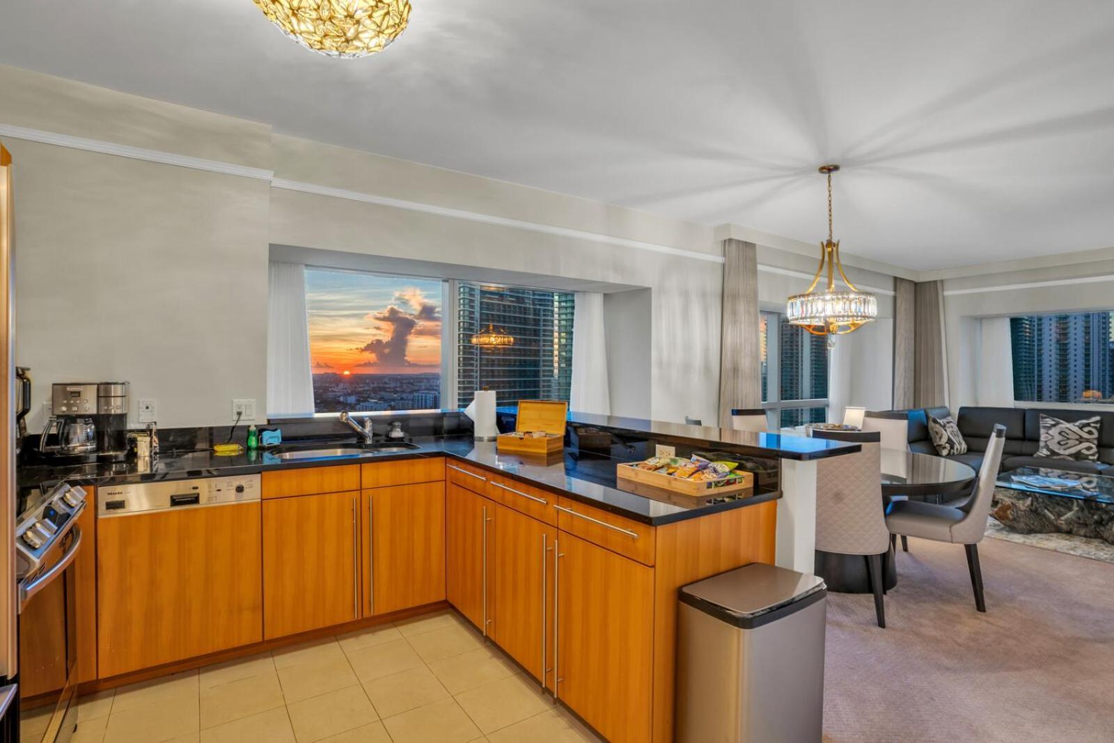 2 Bedroom Or King Four Seasons Free Wi-fi & Free Parking Apartamento Miami
